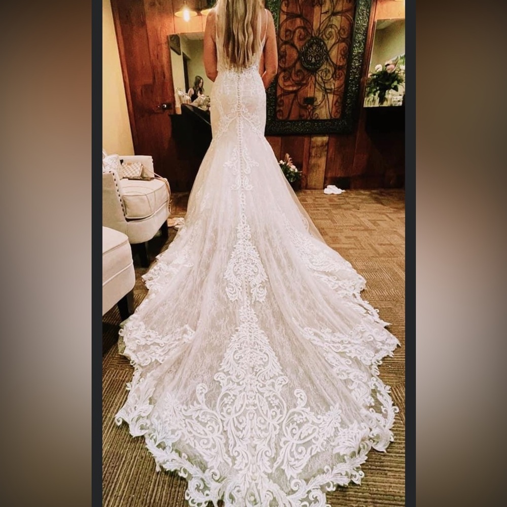 MARTINA LIANA 1305 WEDDING DRESS - Picture 6 of 9